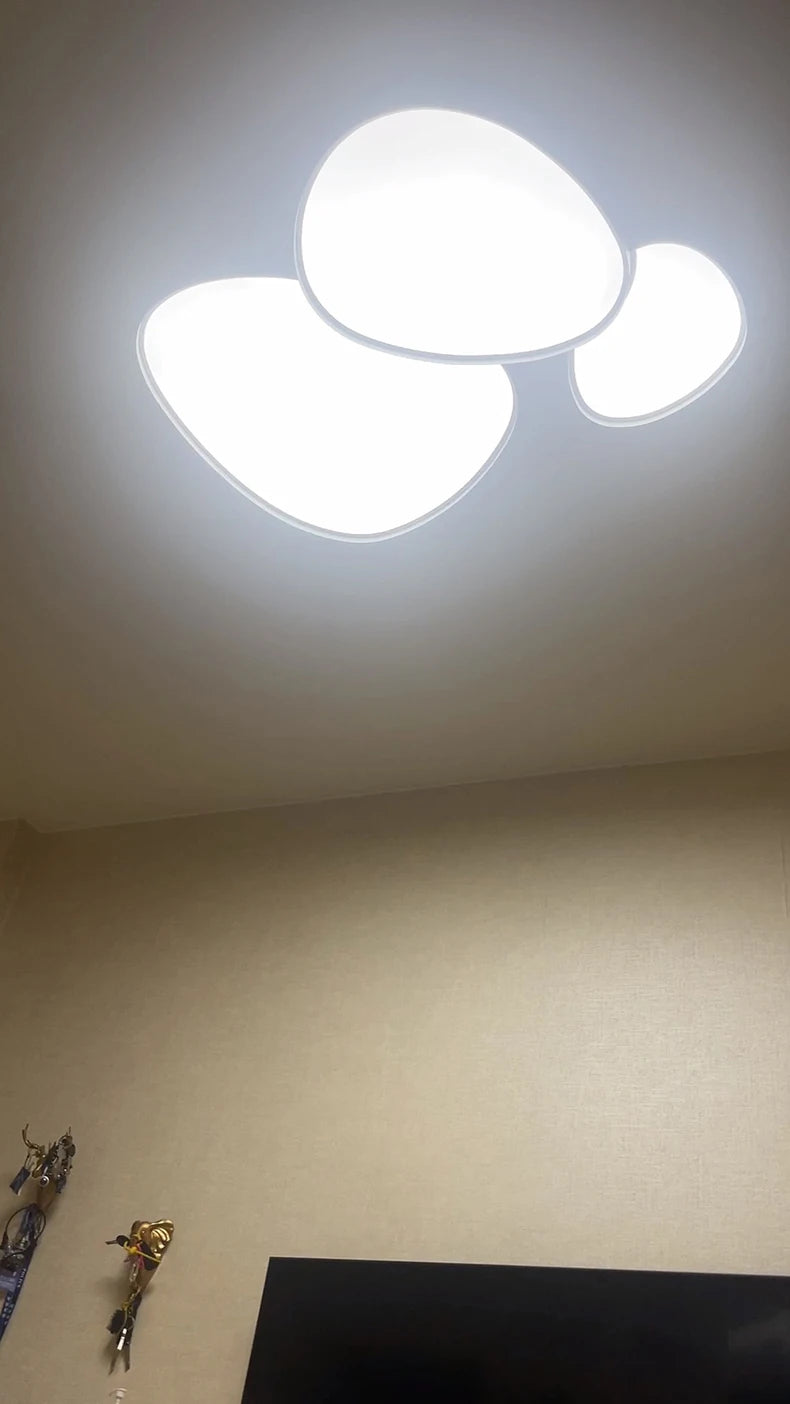 Astra — Plafonnier LED sculptural moderne
