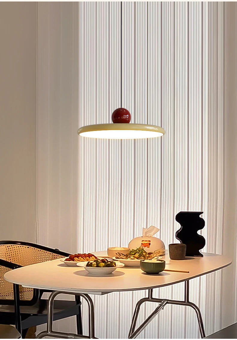 Atlas — Suspension LED minimaliste en métal