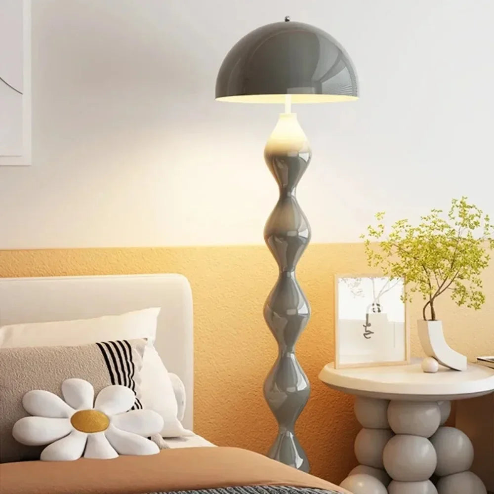Column — Lampadaire design sculptural en métal