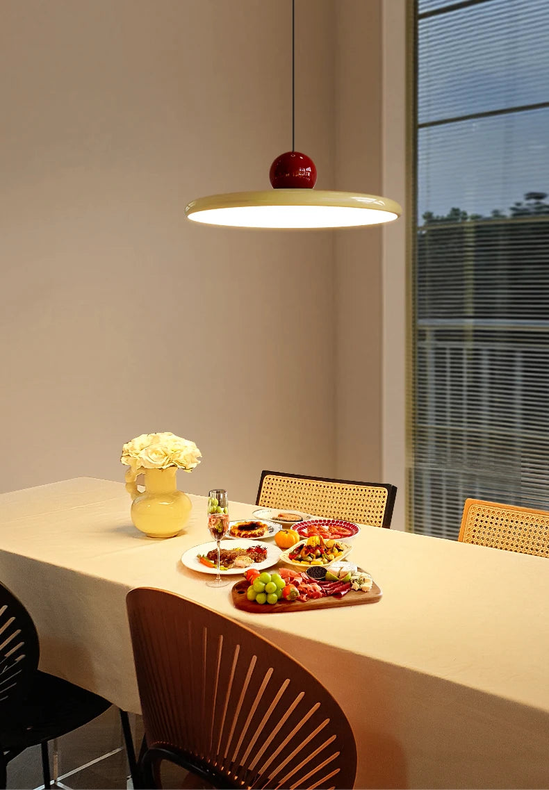 Atlas — Suspension LED minimaliste en métal